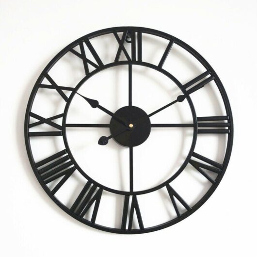 Large Round Metal Wall Clock Vintage Style Silent Non-Ticking Battery Operated 40cm Black Roman Numeral Clocks for Living Room Bedroom Kitchen