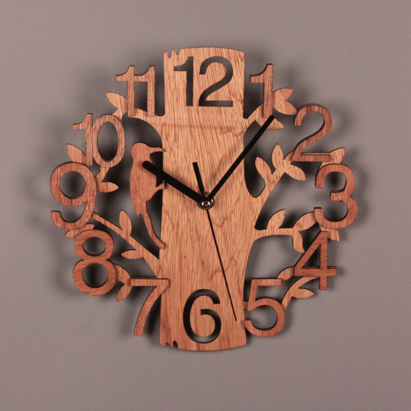 Silent tree wall clock, tick-free. Suitable for the office, kitchen, living room, bedroom.